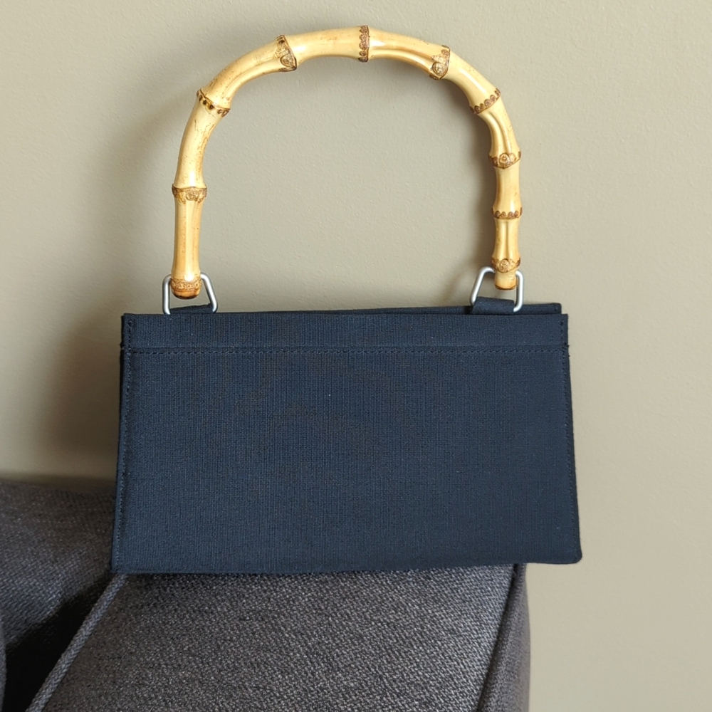 Gap purse with bamboo handle